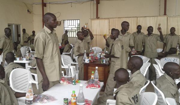 BOKO HARAM FEZ QUASE 400 VÍTIMAS MORTAIS DESDE ABRIL — AMNISTIA INTERNACIONAL