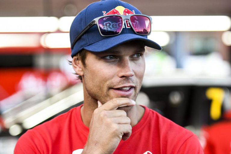 PILOTO ANDREAS MIKKELSEN CONFIRMADO NA HYUNDAI PARA 2018 E 2019