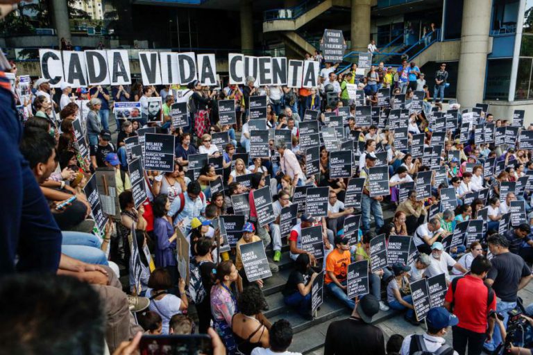 COMISSÃO DO CONGRESSO DOS EUA APROVA ENVIO DE AJUDA HUMANITÁRIA PARA CARACAS