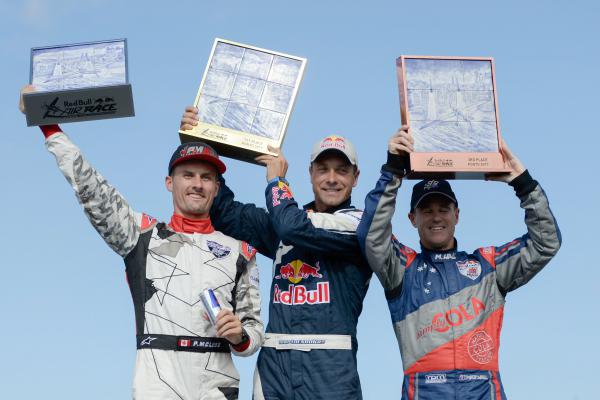 SONKA E COLEMAN VENCEM ETAPA DA RED BULL AIR RACE EM PORTUGAL