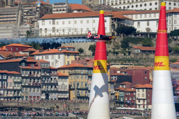 INEM ASSISTIU 158 PESSOAS NOS DOIS DIAS DA RED BULL AIR RACE NO PORTO