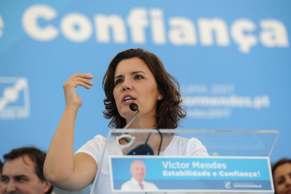 CRISTAS DIZ QUE GOVERNO “DEVE FAZER MAIS PARA MODERAR” SITUAÇÃO NA AUTOEUROPA