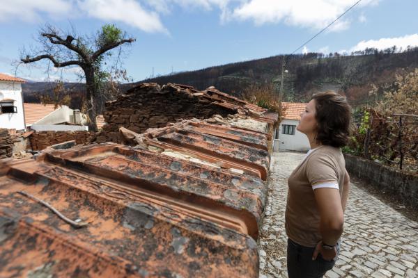 PEDRÓGÃO GRANDE: CRISTAS CRITICA “ENORME” FALTA DE INFORMAÇÃO E DE CONCRETIZAÇÃO NO TERRENO