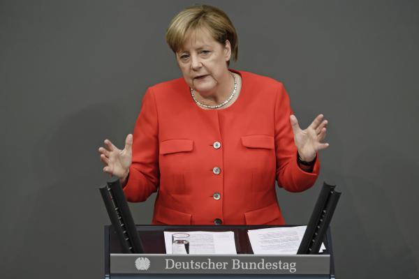MERKEL PEDE À EUROPA QUE FAÇA OUVIR A SUA VOZ SOBRE A COREIA DO NORTE