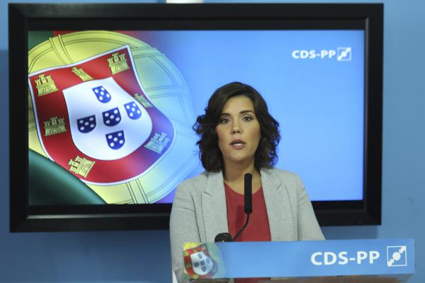 ASSUNÇÃO CRISTAS DEFENDE QUE JÁ HÁ UM CONSENSO SOBRE OBRAS PÚBLICAS QUE É PRECISO CUMPRIR