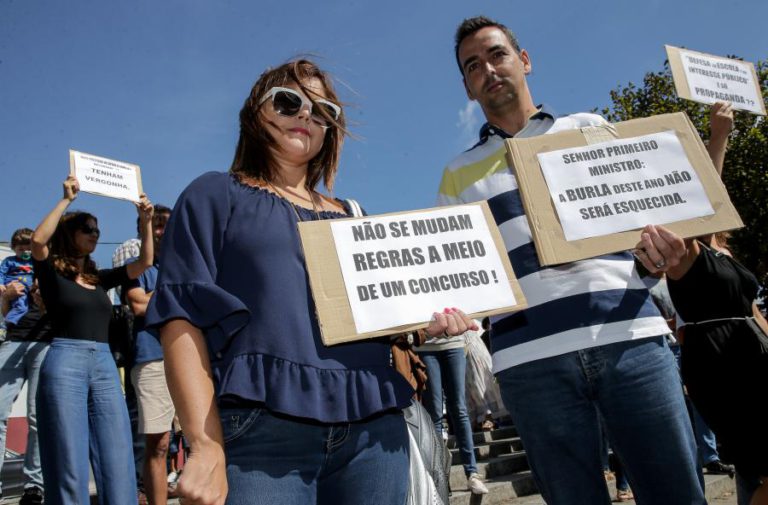 MINISTÉRIO DA EDUCAÇÃO DIZ QUE SE MANTÊM LISTAS DE PROFESSORES APÓS PROVIDÊNCIA