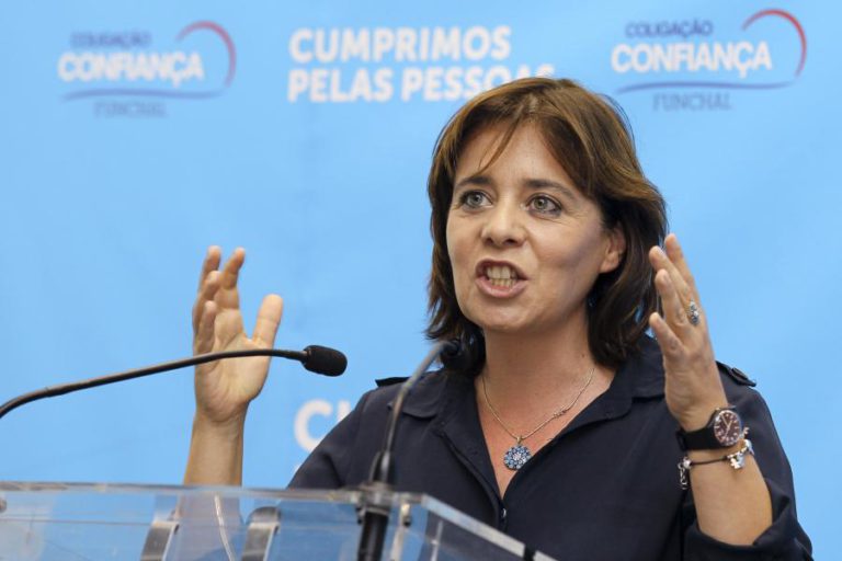 SUBIDA DE ‘RATING’ SÓ FOI POSSÍVEL PORQUE SE FEZ O CONTRÁRIO DO QUE DIZIAM AS AGÊNCIAS – BE