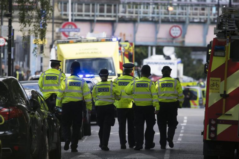 POLÍCIA BRITÂNICA ANUNCIA “DETENÇÃO RELEVANTE”