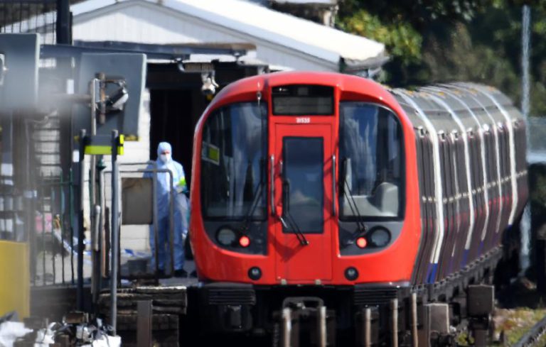 LONDRES/ATAQUE: É CEDO PARA SE SABER SE SUSPEITO ERA CONHECIDO, DIZ SECRETÁRIA DE ESTADO