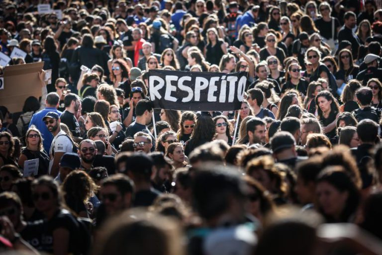 PROTESTO E UNIÃO DOS ENFERMEIROS ENCHEM RUAS DE LISBOA