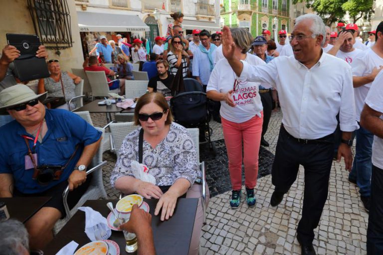 ANTÓNIO COSTA RECUSA COMENTAR DECLARAÇÕES SOBRE PORTUGAL DE VICE-PRESIDENTE DA UNITA