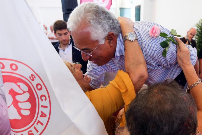 ANTÓNIO COSTA LAMENTA MORTE DE MANUEL MARTINS, “GRANDE REFERÊNCIA DA CONSCIÊNCIA SOCIAL”