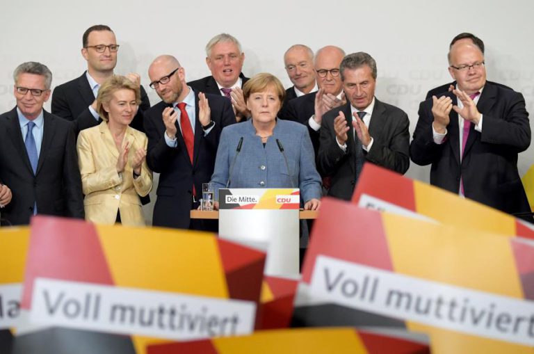 ANGELA MERKEL ADMITE QUE ESPERAVA UM MELHOR RESULTADO NAS ELEIÇÕES