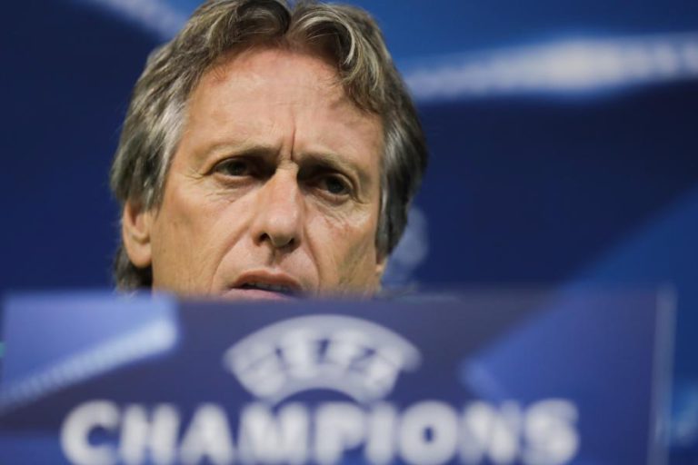 JESUS QUER “TIRAR PONTOS” AO FC BARCELONA, APESAR DE NÃO SER FÁCIL PARAR O “EXTRATERRESTRE” MESSI