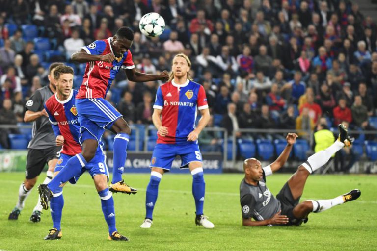 BENFICA É GOLEADO EM BASILEIA E SOMA SEGUNDA DERROTA NA LIGA DOS CAMPEÕES