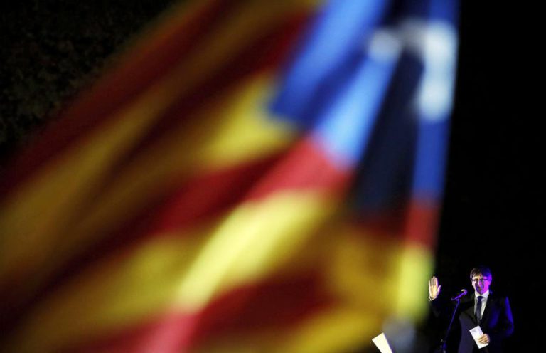 CATALUNHA: CARLES PUIGDEMONT PEDE MEDIAÇÃO INTERNACIONAL NO CONFLITO COM MADRID