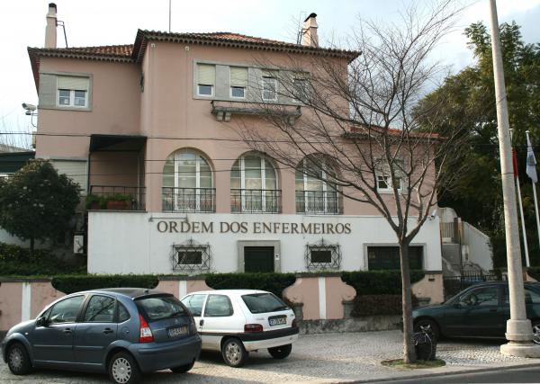 ORDEM DOS ENFERMEIROS VAI CONTINUAR A TRATAR DE PEDIDOS DE SUSPENSÃO DE ESPECIALISTAS