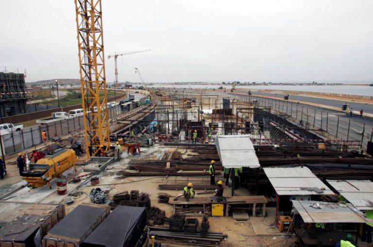 EMPREITEIRO PORTUGUÊS EM CONTRATO DE MAIS DE 430 MEURO EM ANGOLA