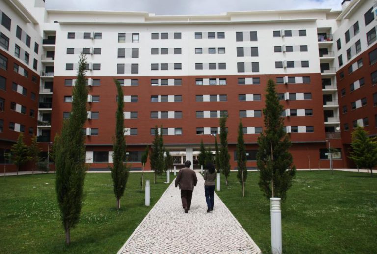 EMPRÉSTIMOS A PARTICULARES PARA HABITAÇÃO MANTÊM QUEDA EM JULHO – BANCO DE PORTUGAL