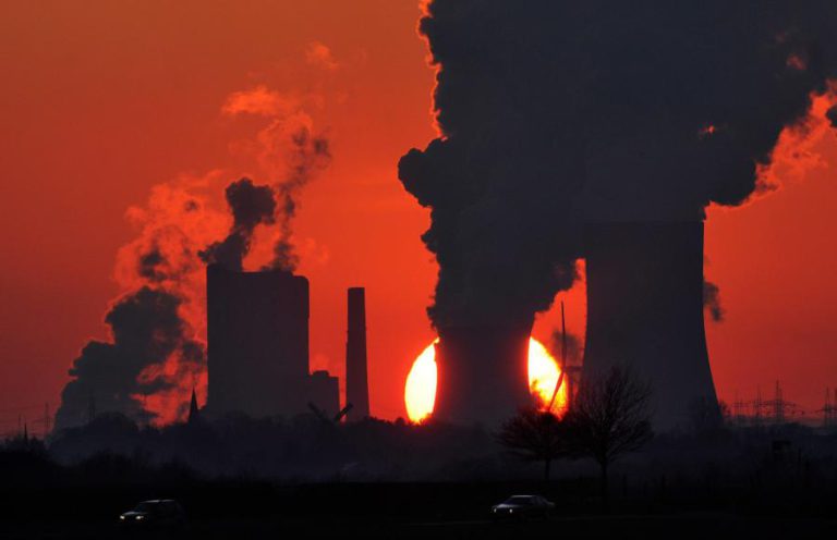CLIMA: FOSSO ENTRE PROMESSAS E REDUÇÃO NECESSÁRIA DE EMISSÕES É “CATASTRÓFICO” – ONU