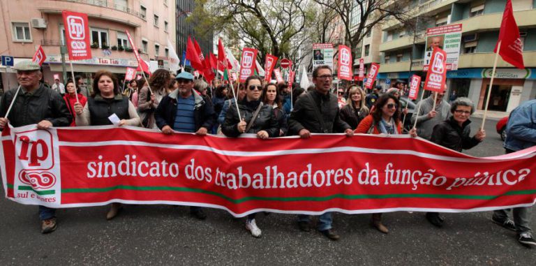 DESCONGELAMENTO DAS CARREIRAS ABRANGE MAIS DE 400 MIL TRABALHADORES