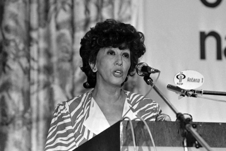 MORREU A ATRIZ E PRODUTORA RUTH ESCOBAR, QUE SE DESPEDIU DOS PALCOS COM “OS LUSÍADAS”