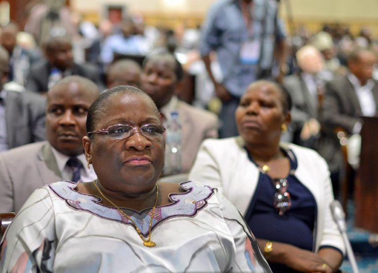 GOVERNO DE MOÇAMBIQUE DEPOSITA PROPOSTA DE OE PARA 2018 NO PARLAMENTO