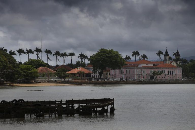 MEMBROS DO CONSELHO SUPERIOR DE IMPRENSA SÃO-TOMENSE DENUNCIAM CRISE