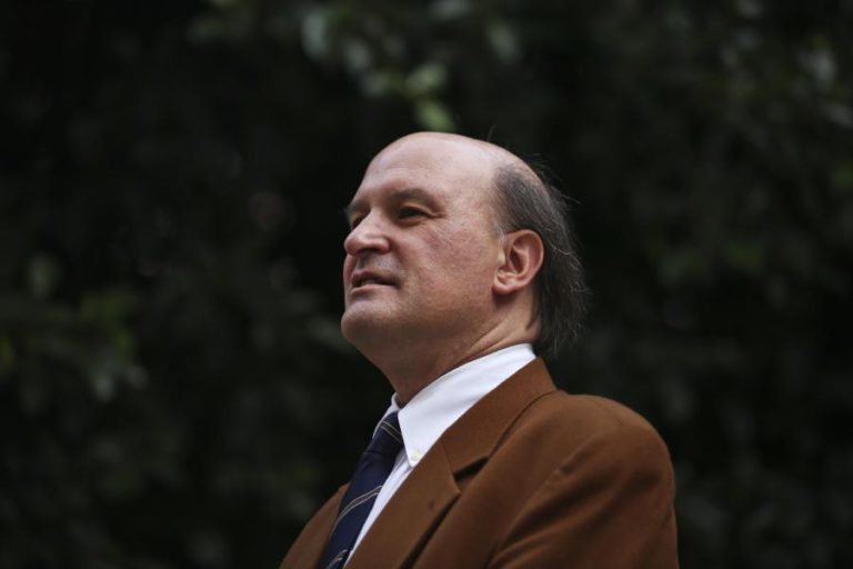 EX-GOVERNANTE DIZ QUE HÁ DESORÇAMENTAÇÃO NO SNS E PREVÊ ANO “MUITÍSSIMO DURO”