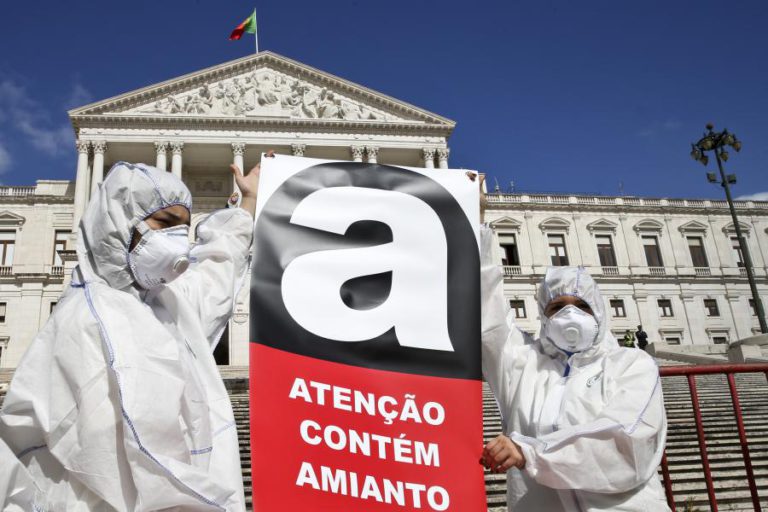 PARLAMENTO RECOMENDA AO GOVERNO QUE RETIRE AMIANTO DE EDIFÍCIOS COM SERVIÇOS PÚBLICOS