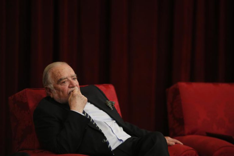 INCÊNDIOS: MANUEL ALEGRE CRITICA “FALÊNCIA DO ESTADO” POR “DESLEIXO, INCOMPETÊNCIA E AMIGUISMOS”