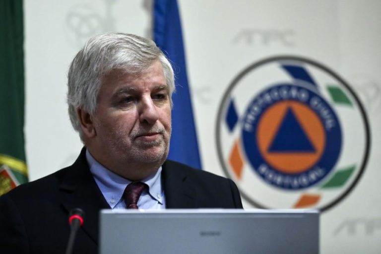 DETIDO PRESUMÍVEL AUTOR DE FOGO QUE DEFLAGROU EM VALE DE CAMBRA