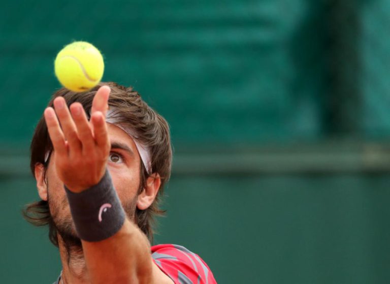 GASTÃO ELIAS VENCE DUELO DE PORTUGUESES E ESTÁ NA FINAL DE CAMPINAS