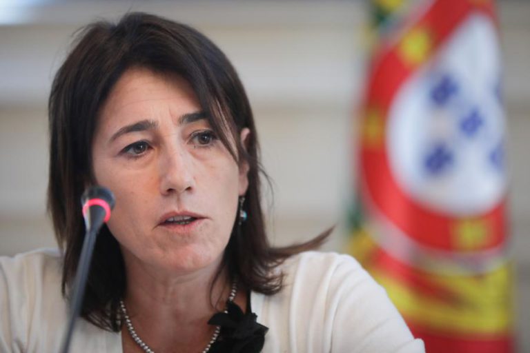 MINISTRA DA ADMINISTRAÇÃO INTERNA PRESIDE À REUNIÃO EXTRAORDINÁRIA NA ANPC