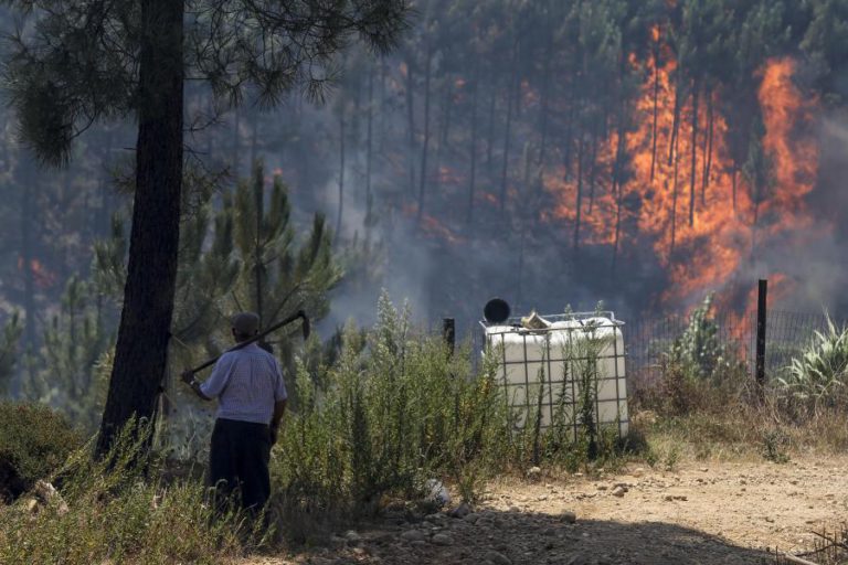 ANACOM RECOMENDA QUE OPERADORES NÃO COBREM SERVIÇOS QUE ESTIVERAM INDISPONÍVEIS DEVIDO A INCÊNDIOS