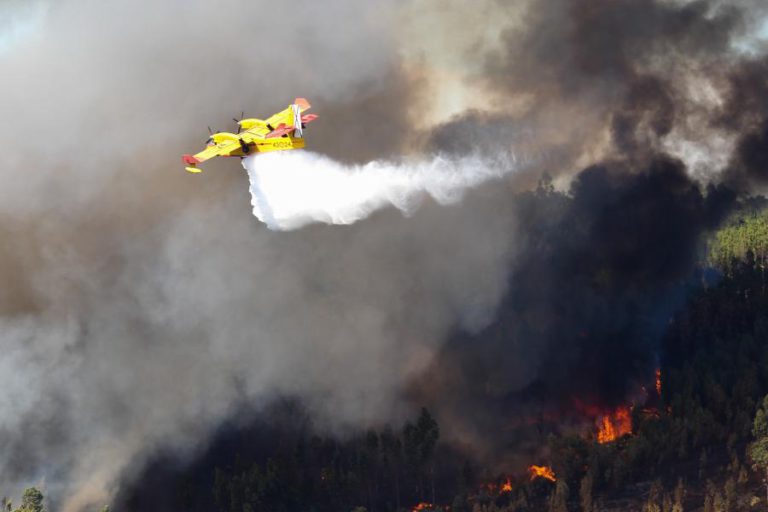 INCÊNDIOS: PCP VÊ MEDIDAS POSITIVAS, MAS APONTA FALTA DE “QUANTIFICAÇÃO ORÇAMENTAL”