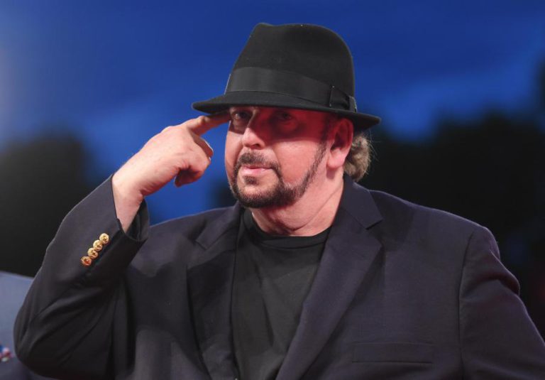 ARGUMENTISTA E REALIZADOR JAMES TOBACK ACUSADO DE ASSÉDIO SEXUAL POR 38 MULHERES
