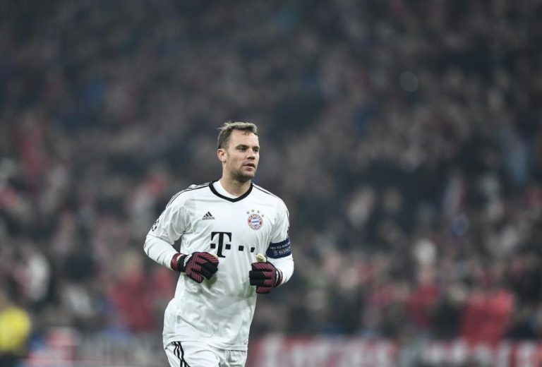 NEUER, OPERADO HÁ UM MÊS, PODERÁ NÃO REGRESSAR JÁ EM JANEIRO