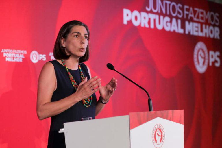 PS TEM CINCO CÂMARAS COM 911 FREGUESIAS APURADAS (21:00)