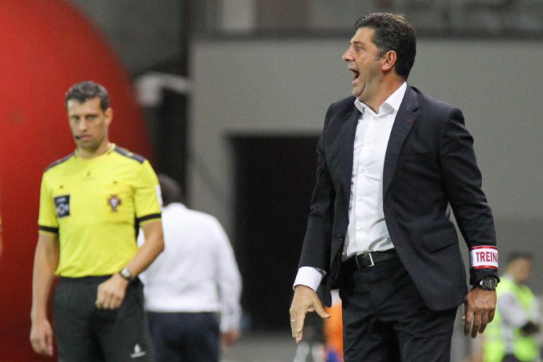 BENFICA EMPATA COM MARÍTIMO E FALHA APROXIMÇÃO A FC PORTO E SPORTING