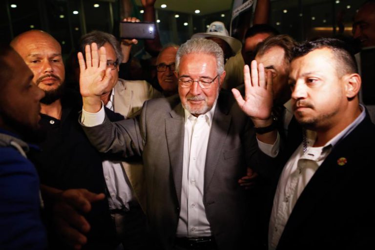 ISALTINO MORAIS PROMETE NOVO CICLO DE DESENVOLVIMENTO EM OEIRAS