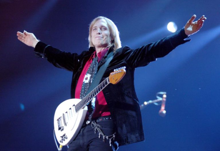 AGENTE CONFIRMA MORTE DO MÚSICO NORTE-AMERICANO TOM PETTY