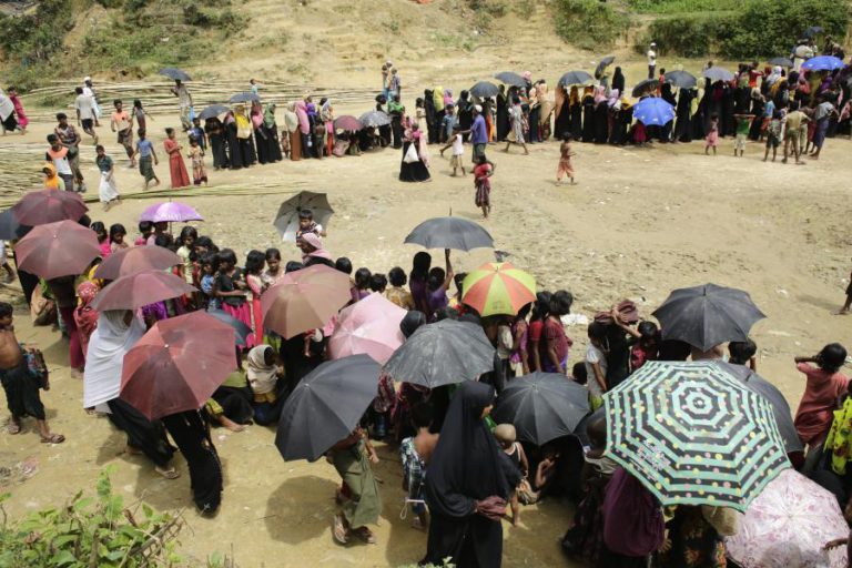 ONU PEDE 434 MILHÕES DE DÓLARES PARA AUMENTAR AJUDA A REFUGIADOS ROHINGYAS