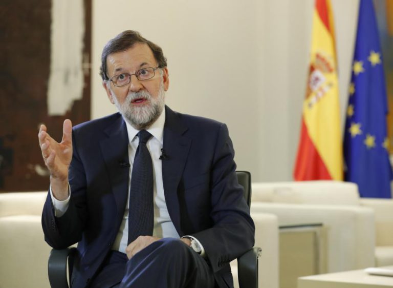 CHEFE DO GOVERNO ESPANHOL PEDE AO EXECUTIVO CATALÃO QUE RENUNCIE À INDEPENDÊNCIA