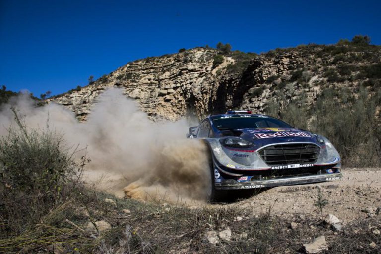 OGIER PODE SAGRAR-SE CAMPEÃO DO MUNDO PELA QUINTA VEZ NO RALI DO REINO UNIDO