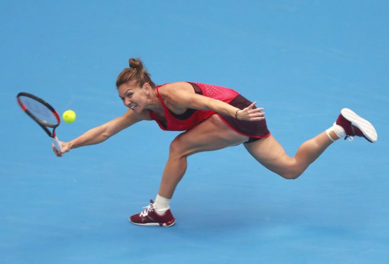 HALEP ‘DESTRONA’ MUGURUZA DO PRIMEIRO LUGAR DO ‘RANKING’ DE TÉNIS COM FINAL EM PEQUIM