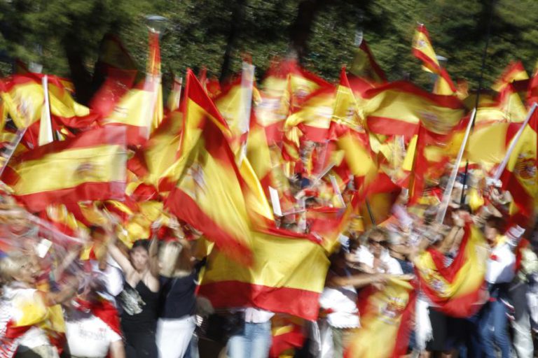 BARCELONA ACOLHE HOJE MANIFESTAÇÃO CONTRA A INDEPENDÊNCIA DA CATALUNHA