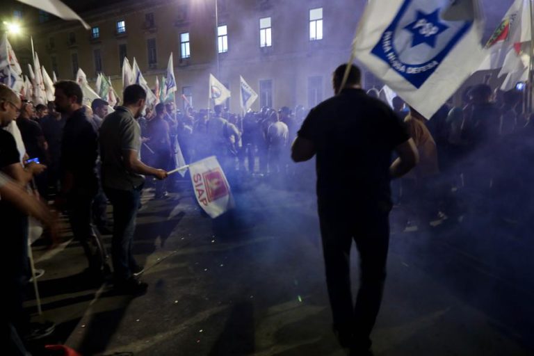 PROTESTO DE POLÍCIAS DESMOBILIZA DE SÃO BENTO