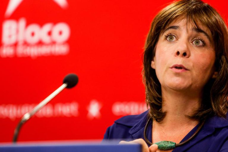 BE FALA DE “ATAQUE TERRÍVEL AO MAIS BÁSICO DIREITO À AUTODETERMINAÇÃO DE UM POVO” NA CATALUNHA