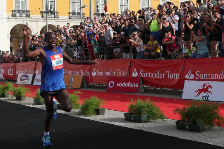 QUENIANO CHEMTAM VENCE MARATONA DE LISBOA, BRUNO PAIXÃO MELHOR PORTUGUÊS EM SÉTIMO